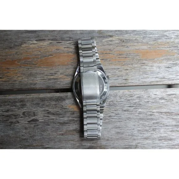 Seiko Blue and Silver Men's Watch - Picture 6 of 6